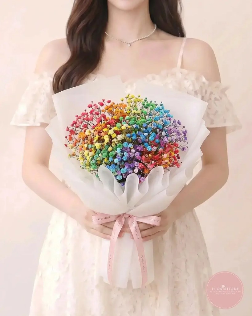 Floristique Alexa Bouquet With Complimentary Gift Card